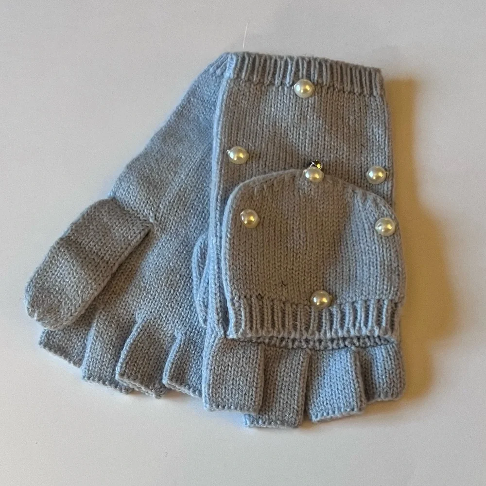 KATE SPADE PEARL EMBELLISHED POP TOP WOOL/ACRYLIC FINGERLESS GLOVES BLUE FOG NWO
